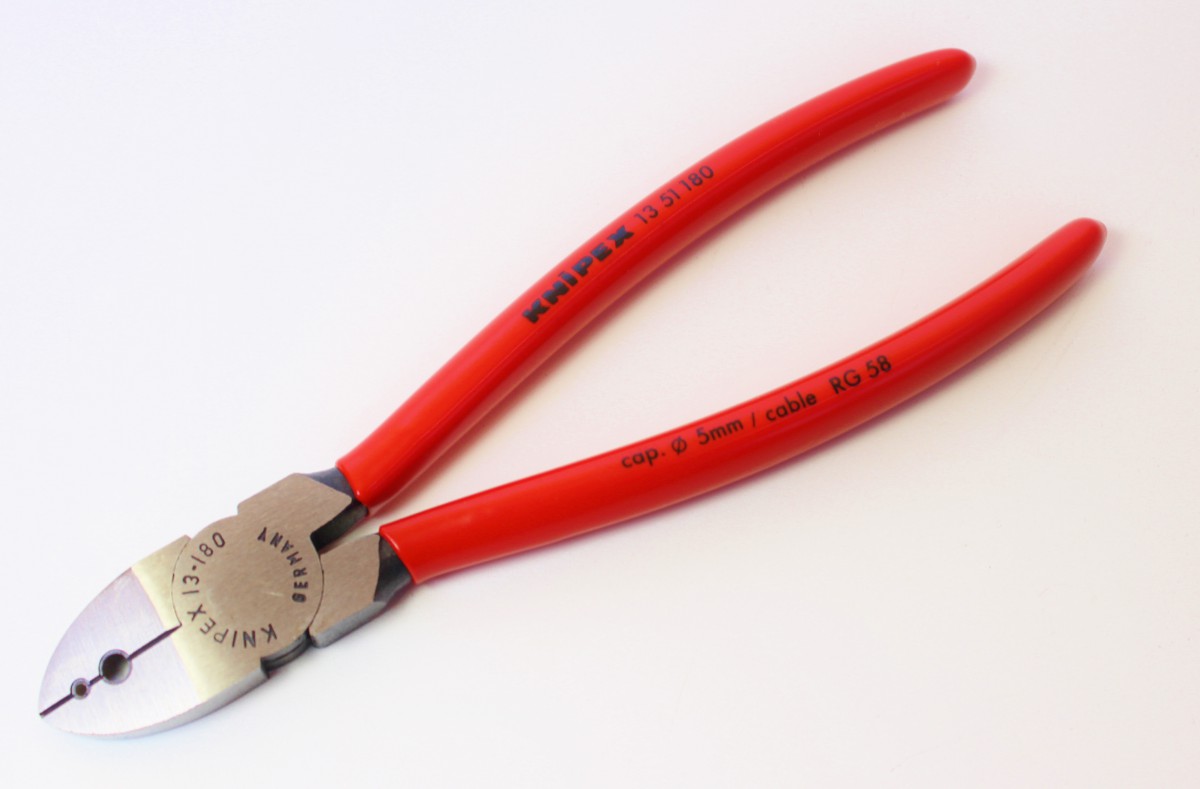 Szczypce do ściągania izolacji KNIPEX nr 1351180 do ściągania izolacji z kabli koncentrycznych dla elektryków