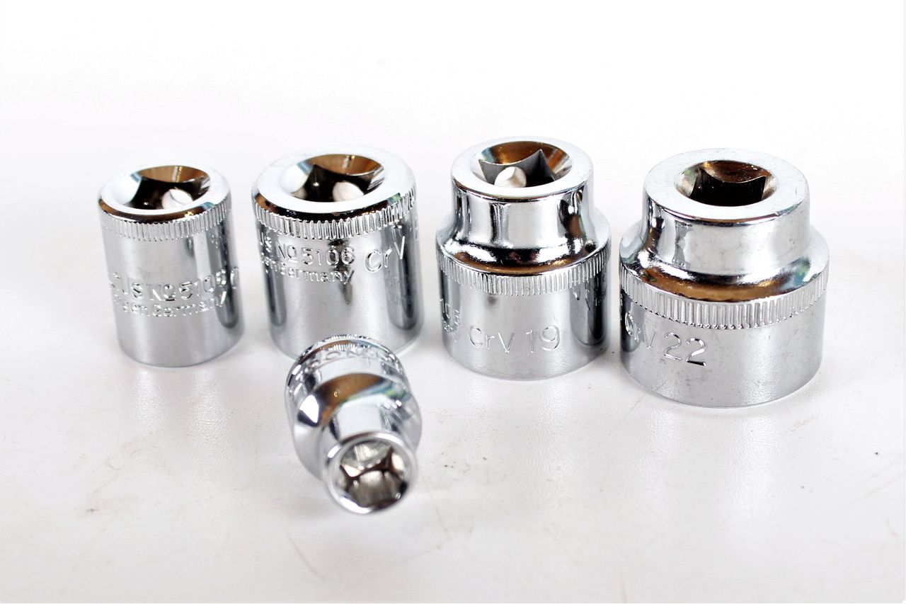 Zestaw profesjonalnych nasadek SALTUS 3/8" 6-22 mm do nakrętek CV 5-częściowy 5106